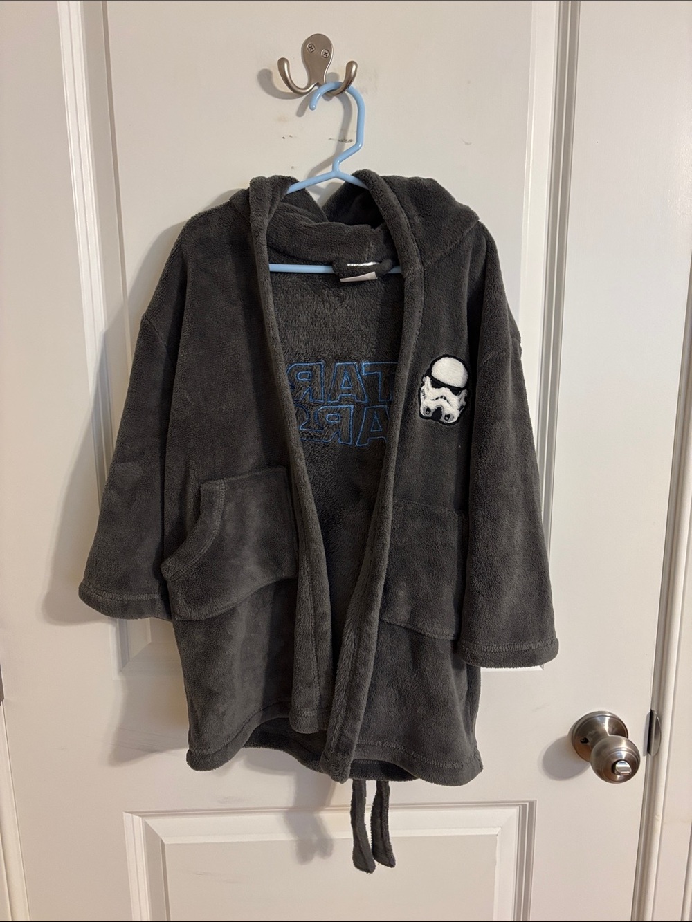 EUC boys stars wars sleep robe